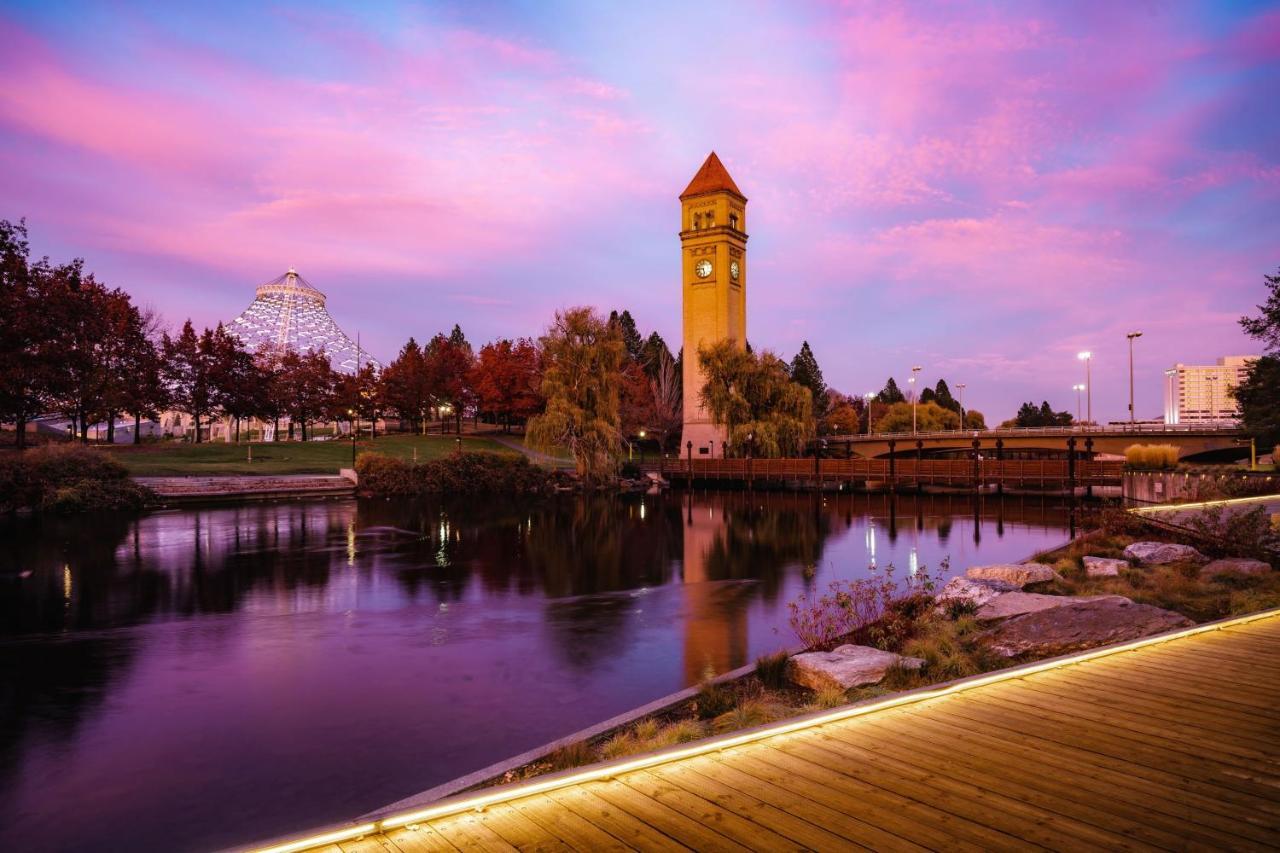 Holiday Inn Spokane Airport, An Ihg Hotel Exterior photo